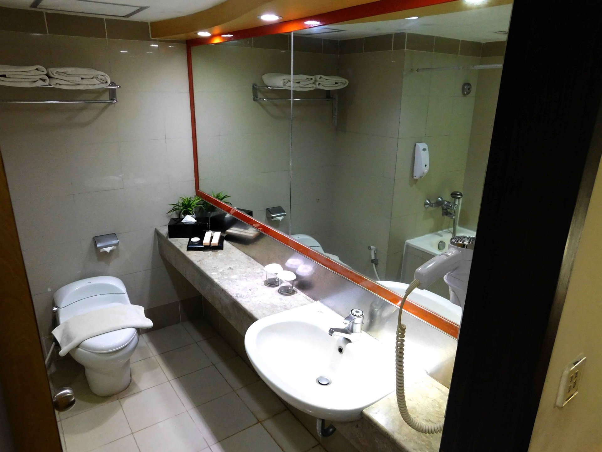 Suite Room
